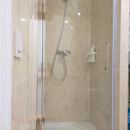Alohalacant I Piso Nuevo En La Playa Y En El Ayuntamiento Alicante